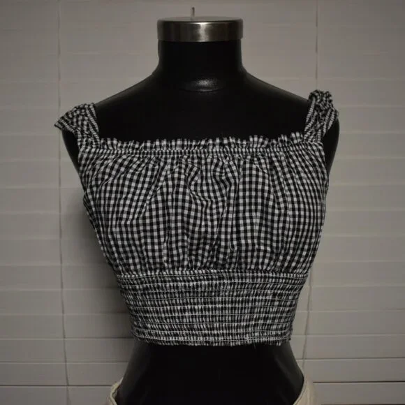Black & White Gingham Crop Top - Picture 1 of 4